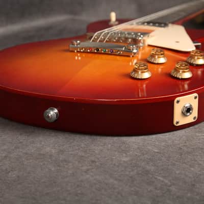 Gibson Les Paul Tribute - Sunburst - 2nd Hand image 12