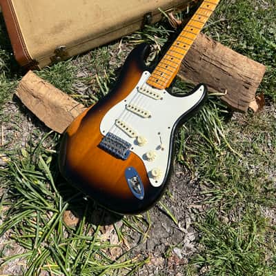 Vintage 1st Year 1982 Fender Fullerton 1957 Stratocaster Guitar Reissue image 5