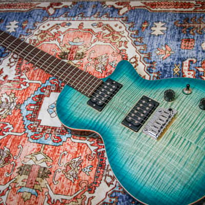TOM ANDERSON USA Carved Top Bobcat "Bora Bora Burst + Rosewood" (2020) image 4