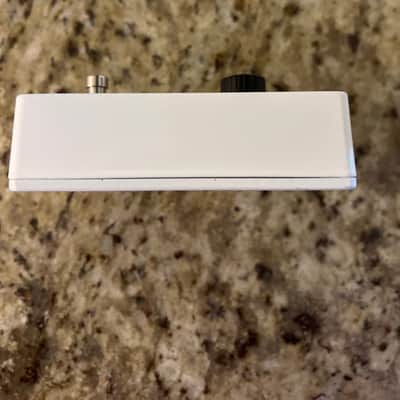 Magic Pedals Dunwich Amps Cthulhu Fuzz 2023 - White image 4