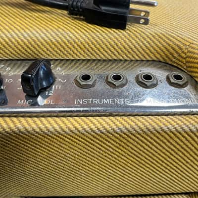 Fender Pro 5A5 TV Front 18-Watt 1x15" Guitar Combo 1950's- Tweed image 18