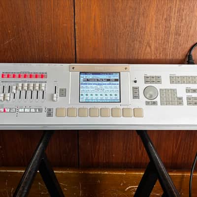 KORG M3 XPANDED M3XP Workstation Ver 2.0.5 New touch panel screen and battery