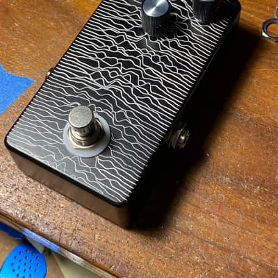 Super-Freq MOSFET Overdrive 2022 Unknown Pleasures edition image 4