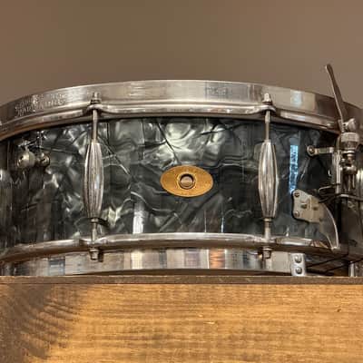 1950's Slingerland 5.5x14 Gene Krupa Radio King Black Diamond Pearl Snare Drum Solid Shell image 4