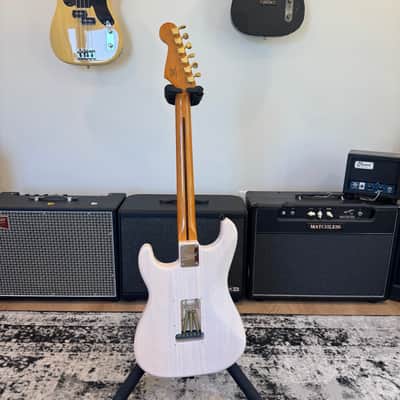 Squier Classic Vibe '50s Stratocaster 2024 - Present - White Blonde with Gold Hardware image 5