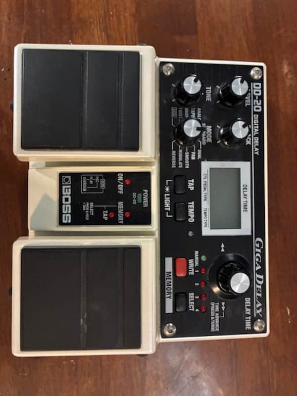 Boss DD-20 Giga Delay