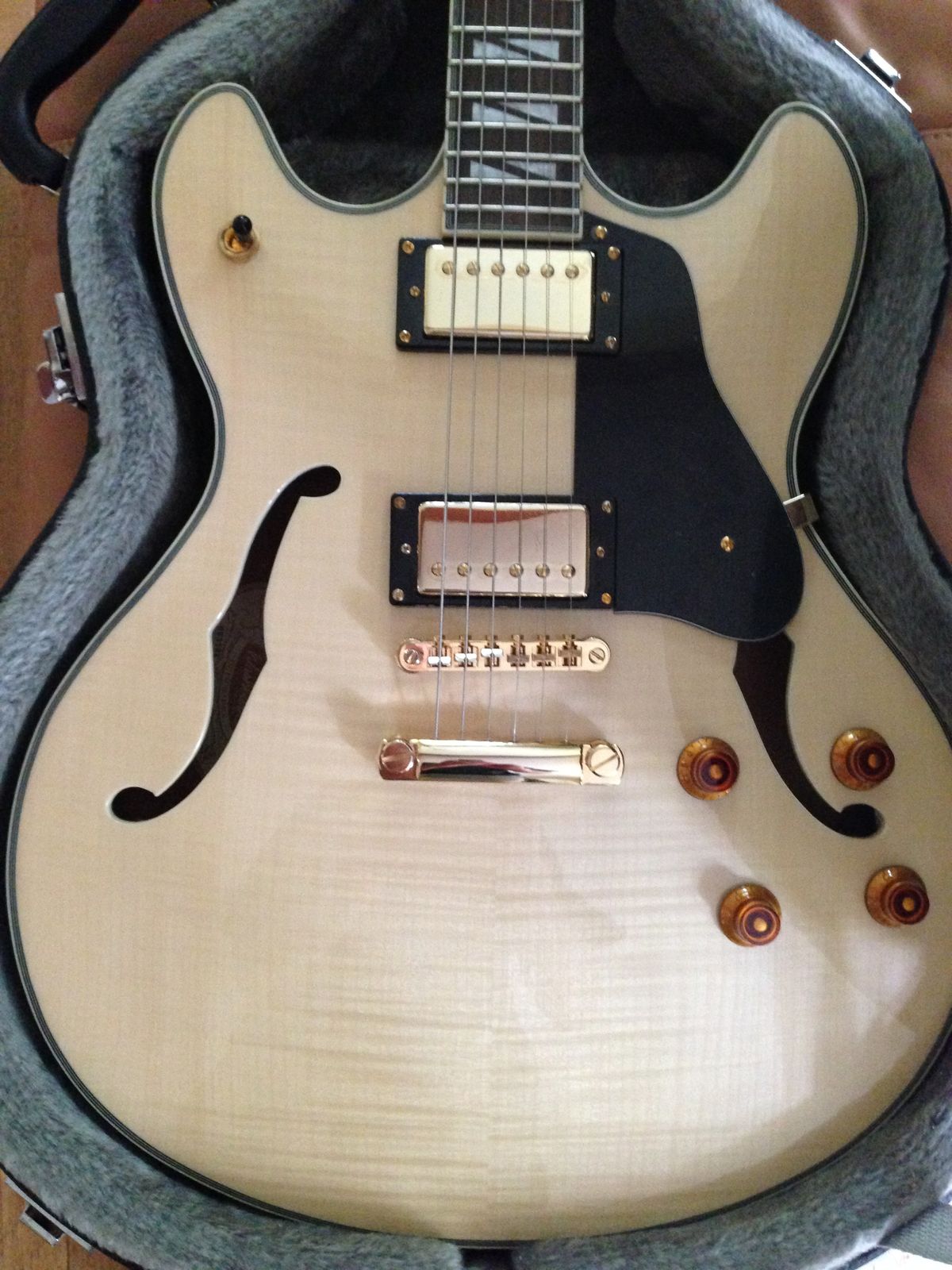 Washburn HB35 Natural | Reverb Canada