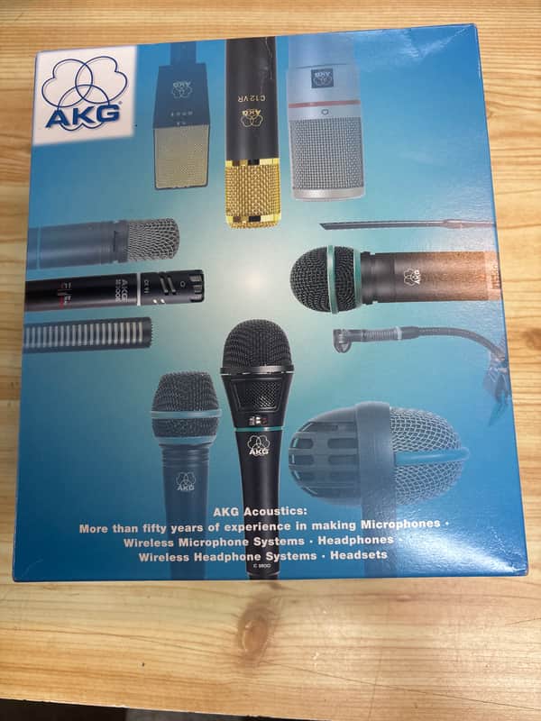 AKG D112 Large Diaphragm Dynamic Bass Drum Microphone | Reverb