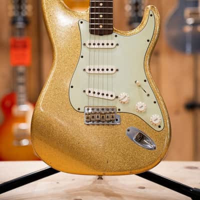 Fender Greg Fessler 1964 Gold Sparkle Relic Stratocaster LTD Custom Shop Limited Edition image 2