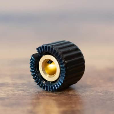 D’Addario LokNob Large - Black/Gold image 4