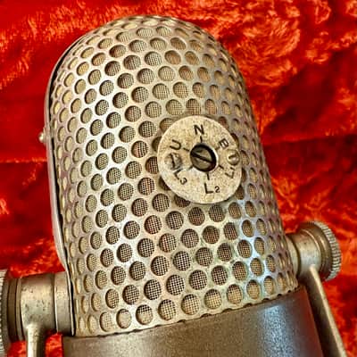 RCA 77-D Ribbon Microphone 1945 - 1955 - Silver / Red Badge image 4