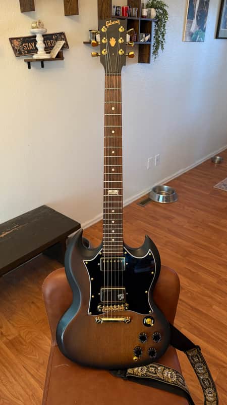 Gibson SGJ 2014 - Fireburst image 1