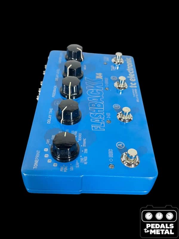 TC Electronic Flashback X4 Delay & Looper 2011 - 2019 - Blue