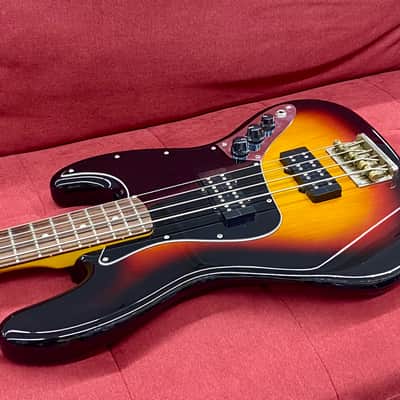 Fender Modern Player Jazz Bass 2013 - 3-Color Sunburst image 8