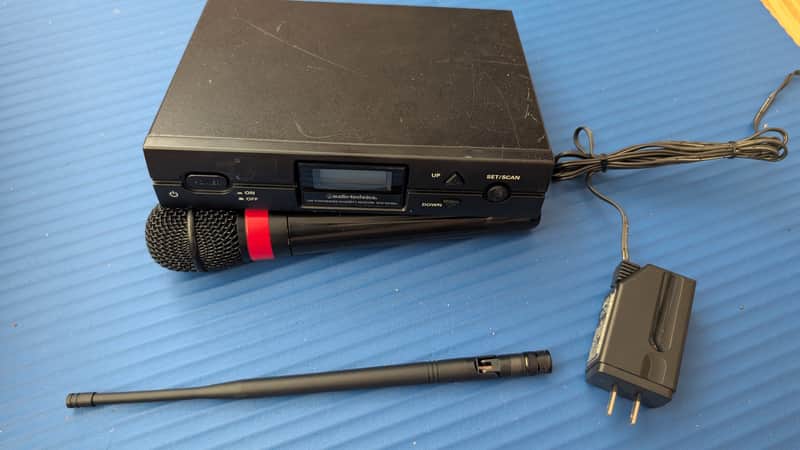 Audio-Technica ATW-R2100AD 2000 Series Basic Wireless System 2010s - Black image 1