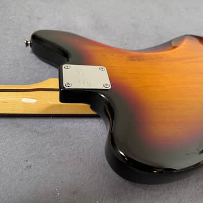Squier Vintage Modified Jaguar with Rosewood Fretboard 2014 - 3-Color Sunburst image 8