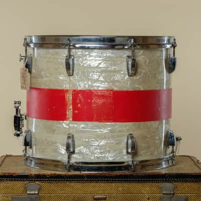 1960s Ludwig Pre-Serial Snare Drum In White Marine Pearl - 12x15 image 2