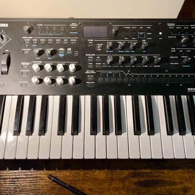 Korg Wavestate 37-Key Wave Sequencing Synthesizer 2020 - 2023 - Black