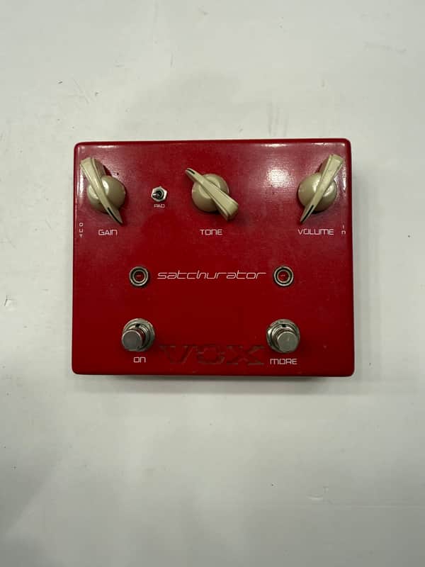 値下げしました。VOX Satchurator ギターエフェクター レッド 値下げしました。VOX Satchurator ギターエフェクター レッド 値下げ