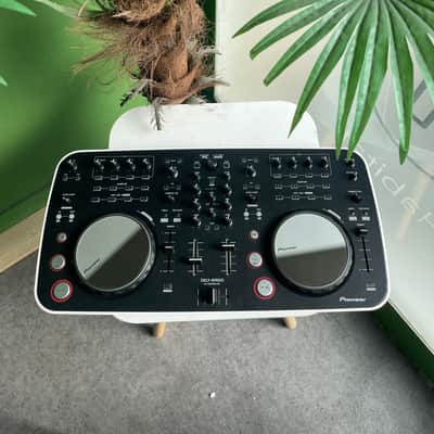 Pioneer DDJ-ERGO 2010s - Black image 2