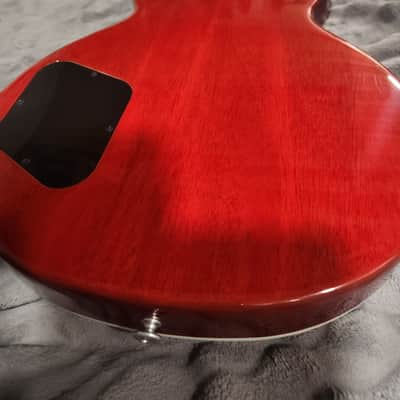 Gibson Les Paul Modern Figured 2024 - Cherry AAA image 5