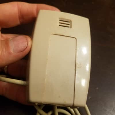 Silvertone T-46 Crystal Harp Mic Telectro Hi-Z lo-fi 1960s Beige Plastic image 4