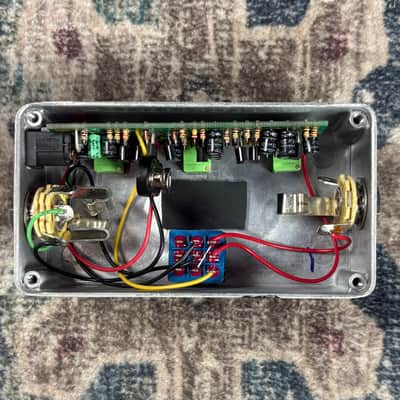 Zvex Octane 3 Octave 1 of 1 Hand Painted Fuzz Guitar Effect Pedal W/ Original Box! image 9