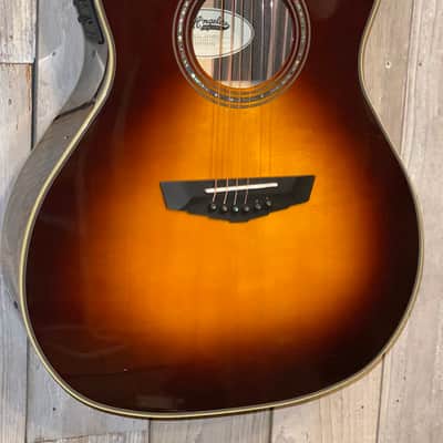 D'Angelico Excel Gramercy Acoustic/Electric Vintage Sunburst Hard Shell Case Included plus Extras ! image 3