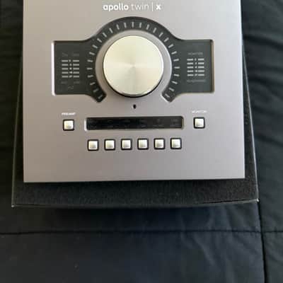 Universal Audio Apollo Twin X DUO Thunderbolt 3 Audio Interface 2019 - Present - Gray image 2