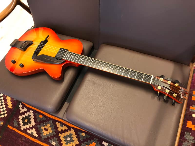 D'Aquisto DQ-CRE Centura Electric Almond Sunburst | Reverb