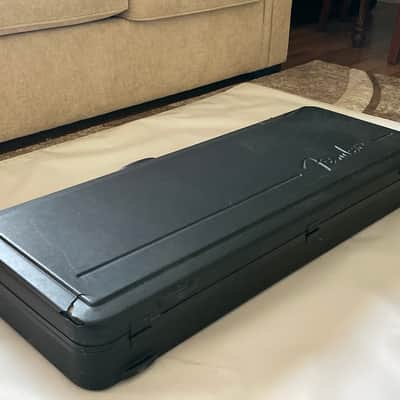 2010's Fender Stratocaster Telecaster Hardshell Electric Guitar Case TSA Latches w/ Keys (Damaged) image 2