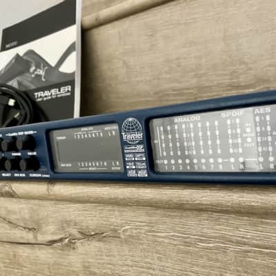 MOTU Traveler Firewire Audio Interface 2000s - Black image 13