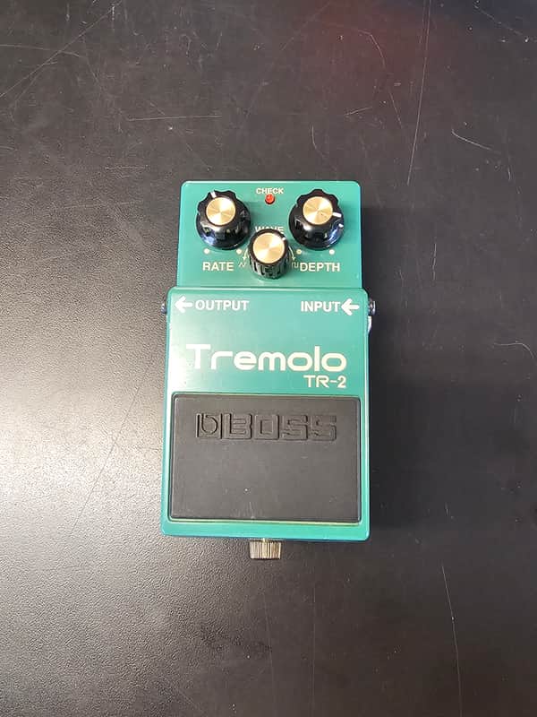Boss TR-2 Tremolo (Silver Label) 1997 - Present - Green image 1