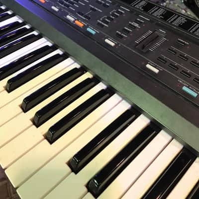 Teclado sintetizador vintage Roland E20 image 14
