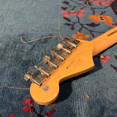 2005 Fender Highway One All original - Honey image 9