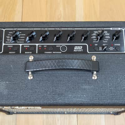 Vox Valvetronix AD15VT 15-Watt 1x8" Modeling Guitar Combo image 5