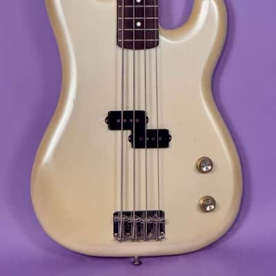 Fender Precision Bass Boxer Series Made in Japan 1986 - Frost White Metallic image 1