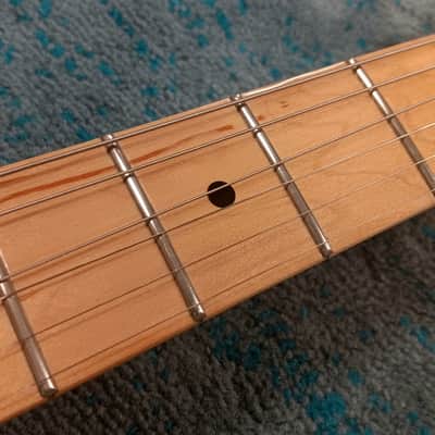 Fender Player Telecaster with Maple Fretboard (TWO Pickguards - FREE Gig Bag) 2021 - 3-Color Sunburst image 6