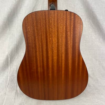 Taylor 110e with ES-T Electronics 2003 - 2015 - Natural image 5