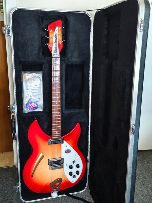 Immagine Brand New Rickenbacker 330 Fireglo 2026 - 1