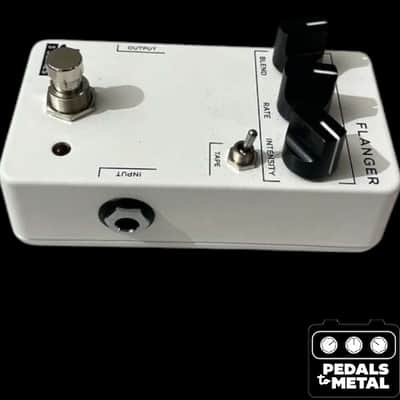 JHS 3 Series Flanger 2021 - Present - White - X18544 image 5
