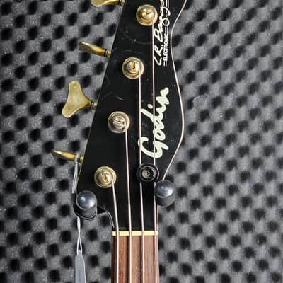 Godin A4 Bass LR BAGGS - 2000s - Black image 3
