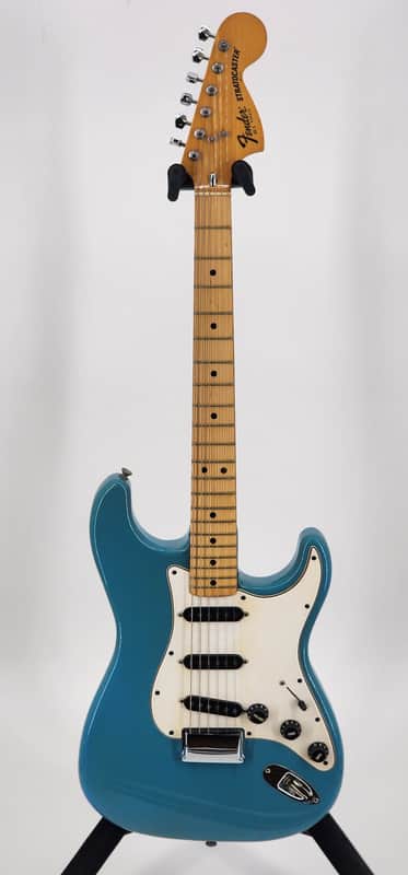 Fender International Series Stratocaster (1979 - 1982) | Reverb