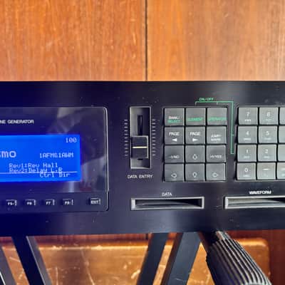 YAMAHA TG77 TONE GENERATOR New internal battery & display SY77 image 4