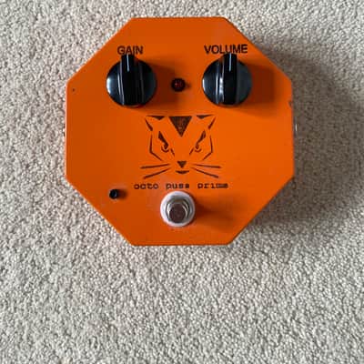 Chicago Iron Octavian Original Tycobrahe Octavia Guitar Pedal