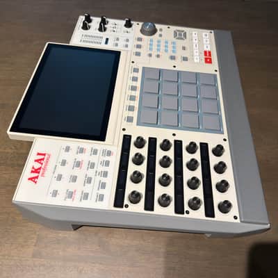 Akai MPC X Special Edition EXCELLENT CONDITION image 7