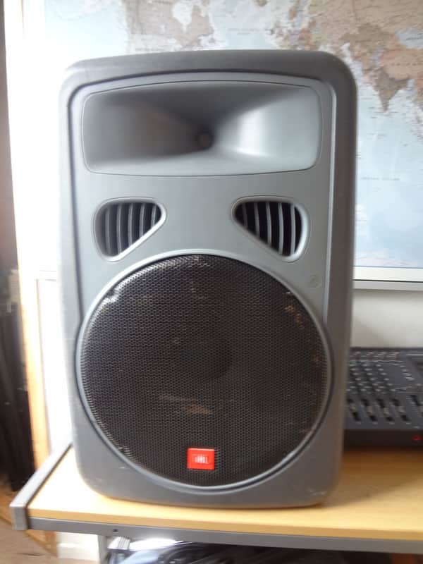 JBL eon 15 grey image 1