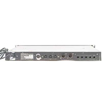 Roland GP-16 Digital Guitar Effects Processor - Elevate your Sound from the Garage to the Arena image 4