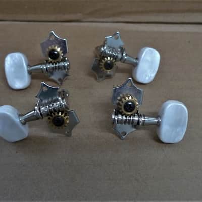 4 HOFNER 2 + 2 Chrome Bass Guitar Tuners Keys for Ignition HI-BB & HI-CB Beatle or Club Machine Head image 2