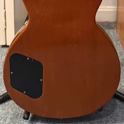 2010 Gibson Les Paul Standard with Bigsby B7 image 5